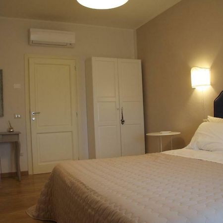 Al Giramondo Bed and Breakfast Cascina Esterno foto